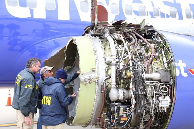 Mais um avião da Southwest Airlines aterra de emergência por janela partida