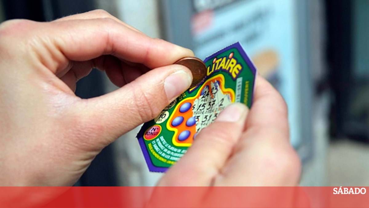 Detido suspeito de falsificar raspadinhas em Matosinhos - Revista Sábado